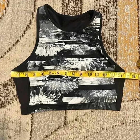 Betsey Johnson Performance Crop Top Sports Bra with Removable Pads - Picture 5 of 7